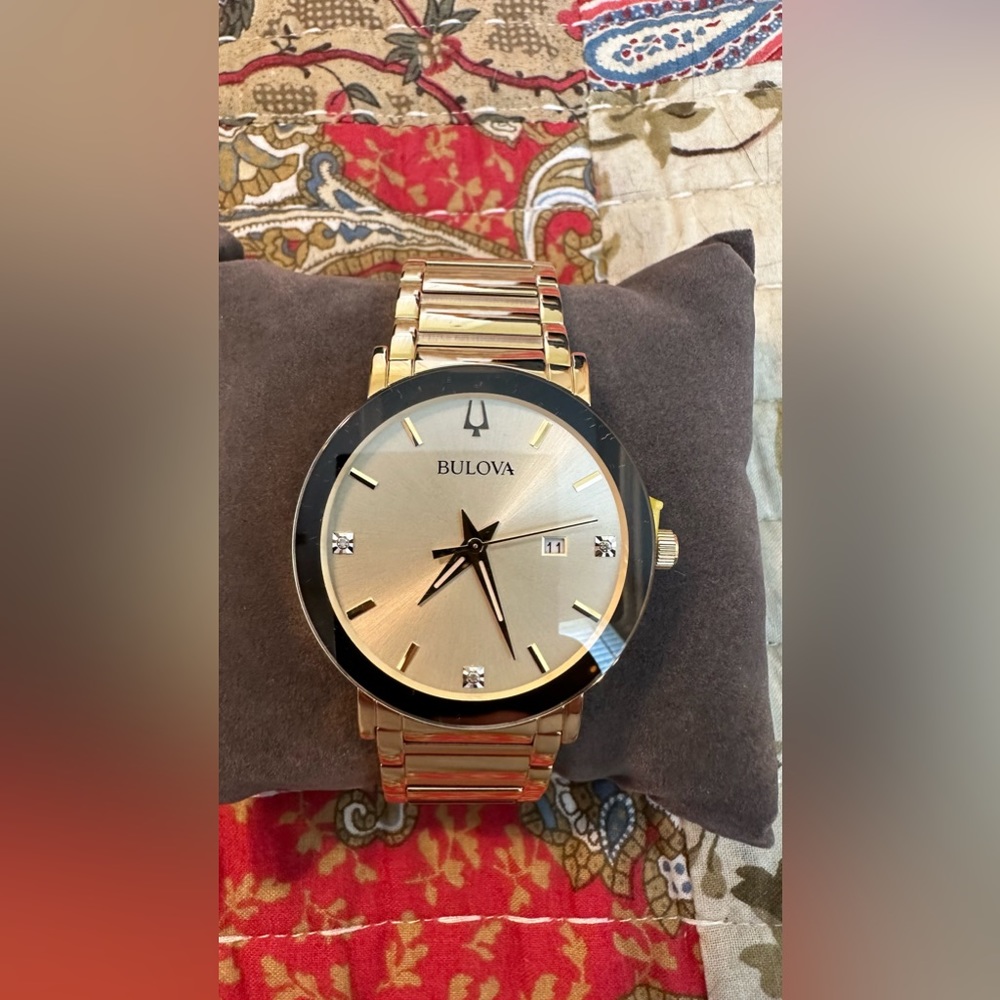 BULOVA Gold with Watch Diamonds